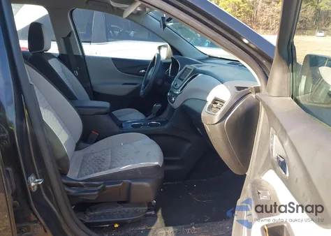 2019 Chevrolet Equinox Ls z USA, uszkodzony, nr VIN 2GNAXHEV3K6173905